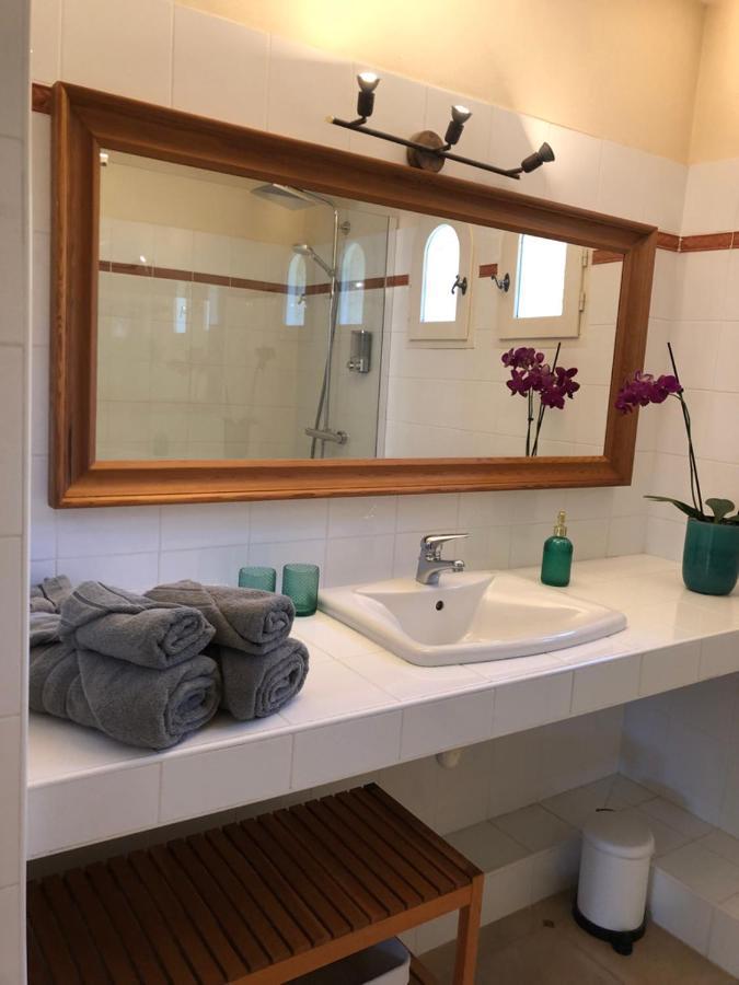 Bed and Breakfast Le Nid Des Corbieres Bizanet Exterior foto