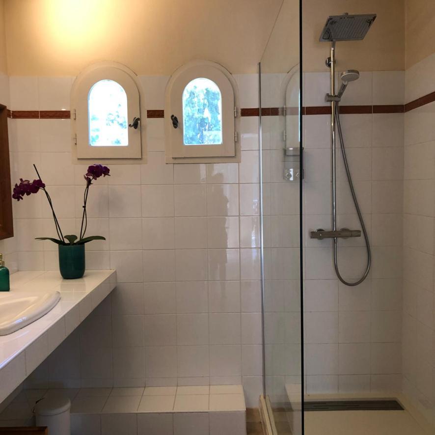 Bed and Breakfast Le Nid Des Corbieres Bizanet Exterior foto